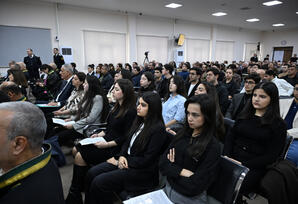 Cinayətkar ermənilərin məhkəməsi davam etdirilib