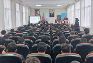 “Milli mənəvi dəyərlərin qorunması: Heydər Əliyev irsində gəncliyin yeri”