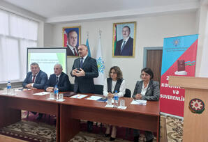 “Milli mənəvi dəyərlərin qorunması: Heydər Əliyev irsində gəncliyin yeri”