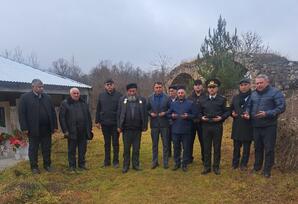 Şəhidin məzarı ziyarət olundu