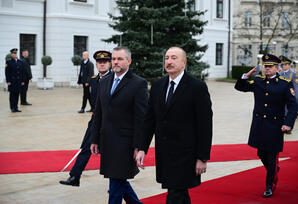 Prezidentin Bratislavada rəsmi qarşılanma mərasimi olub