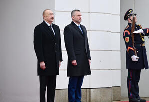Prezidentin Bratislavada rəsmi qarşılanma mərasimi olub
