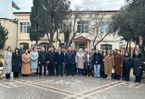 Sabunçu rayonunda ÜmummiliLider Heydər Əliyevin Anım gününə həsr olunmuş tədbir keçirilib