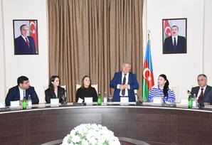 Qaradağ rayonunda Ulu Öndər Heydər Əliyevin xatirəsi anılıb