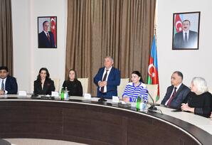 Qaradağ rayonunda Ulu Öndər Heydər Əliyevin xatirəsi anılıb