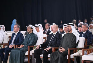 Prezident İlham Əliyevin Şeyx Məhəmməd bin Zayed Al Nəhyan ilə görüşü olub FOTO