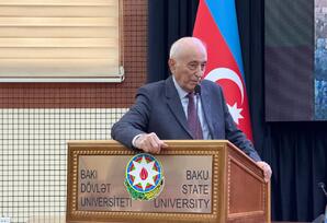 BDU-da “Qalib lider faktoru: Ölkəmizin dünyada artan nüfuzu və yeni reallıqlar” mövzusunda tədbir keçirilib - FOTOLAR