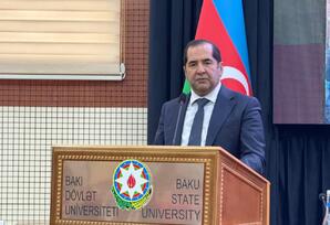 BDU-da “Qalib lider faktoru: Ölkəmizin dünyada artan nüfuzu və yeni reallıqlar” mövzusunda tədbir keçirilib - FOTOLAR