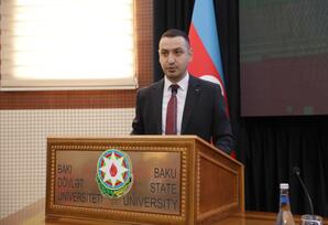 BDU-da “Qalib lider faktoru: Ölkəmizin dünyada artan nüfuzu və yeni reallıqlar” mövzusunda tədbir keçirilib - FOTOLAR