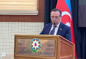 BDU-da “Qalib lider faktoru: Ölkəmizin dünyada artan nüfuzu və yeni reallıqlar” mövzusunda tədbir keçirilib - FOTOLAR