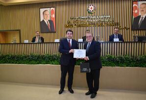 “Ümummilli Lider Heydər Əliyev müstəqil Azərbaycan konstitusiyasının müəllifidir!”