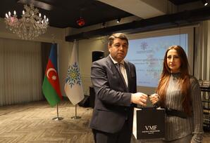 Xalq-Lider birliyi milli güc amilidir