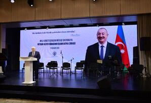 “Milli Konstitusiyadan mütləq suverenliyə: Heydər Əliyev dühasının İlham Əliyev zirvəsi” - FOTOLAR