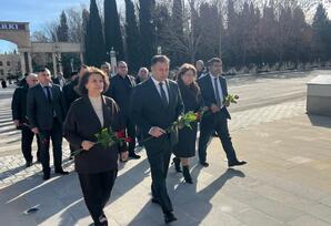 YAP Samux  rayon  təşkilatında hesabat yığıncağı keçirilib