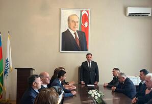 YAP Samux  rayon  təşkilatında hesabat yığıncağı keçirilib