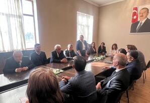 YAP Samux  rayon  təşkilatında hesabat yığıncağı keçirilib