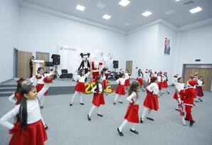 Şəmkirdə 31 Dekabr - Dünya Azərbaycanlılarının Həmrəyliyi Günü və Yeni il münasibətilə tədbir keçirildi - FOTOLAR