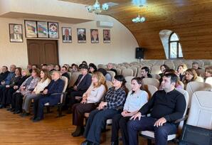 Göygöldə “Şəhərsalma və Memarlıq İli” çərçivəsində “Çoxəsrlik zəngin keçmişdən-çiçəklənən gələcəyə” adlı tədbir keçirilib - FOTOLAR