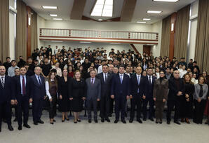 Yasamal rayonunda “Böyük Qayıdışı uğurla həyata keçirən Lider!” mövzusinda tədbir keçirilib - FOTOLAR