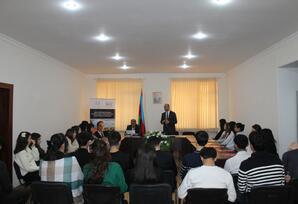 Şamaxıda Ümummilli Lider Heydər Əliyevin irsi mövzusunda seminar keçirildi FOTOLAR