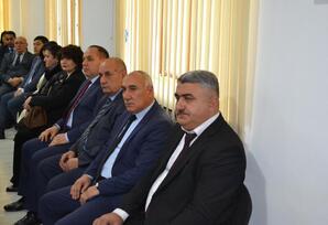 Şəmkirdə ərazi partiya təşkilat sədrlərinin iştirakı ilə müşavirə keçirilib FOTOLAR