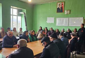 Söyüdlüdə yığıncaq keçirilib FOTOLAR