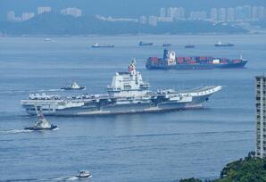 Tarixin ən böyük 10 təyyarə daşıyıcısı...