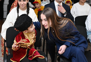 Leyla Əliyeva və Alena Əliyeva Gəncədə uşaq evində olublar - FOTOLAR