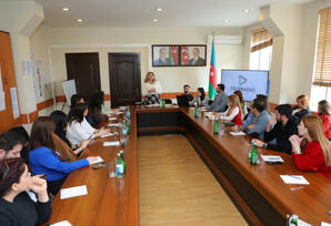 Teleradio Akademiyasında “Ekran-efirdə ədəbi tələffüz və publisistik üslub” mövzusunda təlim təşkil olunub -FOTOLAR