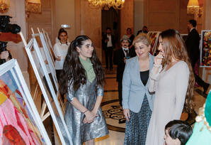 Bakı Media Mərkəzinin rəhbəri Arzu Əliyeva “Qaranlıqdan sonra” adlı tədbirdə iştirak edib