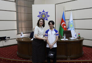 Yasamalda uğur əldə etmiş şagirdlərlə görüş keçirilib - FOTOLAR