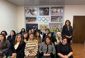 “Azərbaycan dilinin qoruyucusu Azərbaycan dövlətidir” FOTOLAR