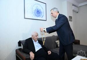 Xalq şairi Nəriman Həsənzadəyə "Heydər Əliyev" ordeni təqdim edilib - FOTOLAR