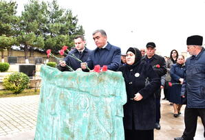 Ağstafada Xocalı soyqırımı qurbanlarının xatirəsi anılıb FOTOLAR