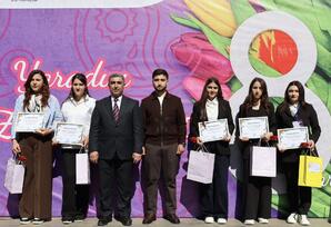 Yaradıcı zərif əllər...