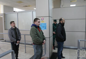 Rusiya səfirliyinin nümayəndələri İranı Azərbaycan vasitəsilə tərk ediblər