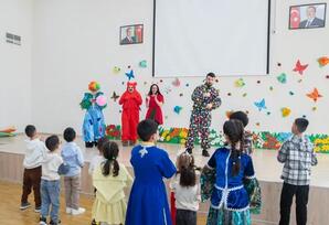 Valideyn himayəsindən məhrum 18 uşaq cəzaçəkmə müəssisəsində anaları ilə görüşüb -  FOTOLAR