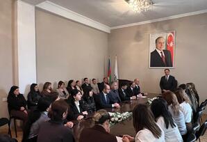 “Heydər Əliyev siyasətində milli dövlətçilik və azərbaycançılıq” FOTOLAR