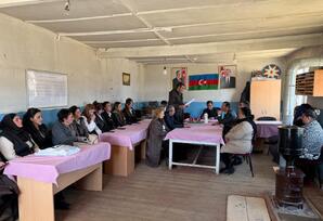 “Heydər Əliyev və Azərbaycanın müstəqilliyinin möhkəmləndirilməsi” - FOTOLAR