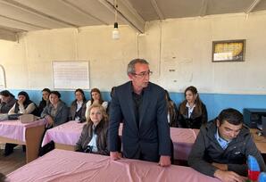 “Heydər Əliyev və Azərbaycanın müstəqilliyinin möhkəmləndirilməsi” - FOTOLAR