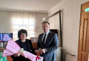 YAP Samux rayon təşkilatında  partiya veteranı ilə görüş keçirilib - FOTOLAR