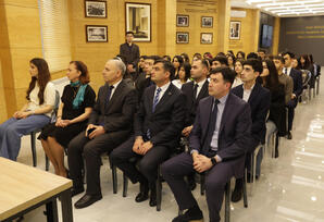 “Zəfərə aparan yol: Aprel döyüşləri” FOTOLAR