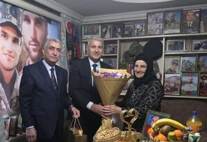 Şəhidin ailəsi  ziyarət edilib - FOTOLAR
