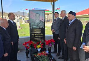 Qazaxda  şəhidlərin xatirəsi yad edilib - FOTOLAR