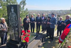 Qazaxda  şəhidlərin xatirəsi yad edilib - FOTOLAR