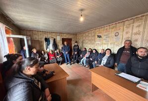 Gədəbəydə dəyirmi masa keçirildi - FOTOLAR