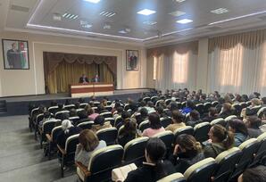 “Şəhərsalma və Memarlıq İli: tarixi və müasir perspektiv” FOTOLAR