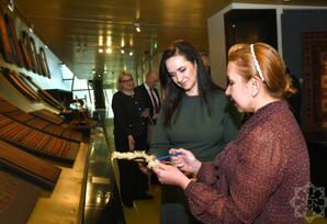 Litvanın Baş naziri Milli Xalça Muzeyində olub