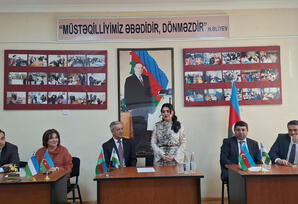 Yasamalda rəsm müsabiqəsinin mükafatlandırma mərasimi keçirilib - FOTOLAR