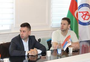 Beynəlxalq Forumda panel müzakirələr təşkil olundu - FOTOLAR